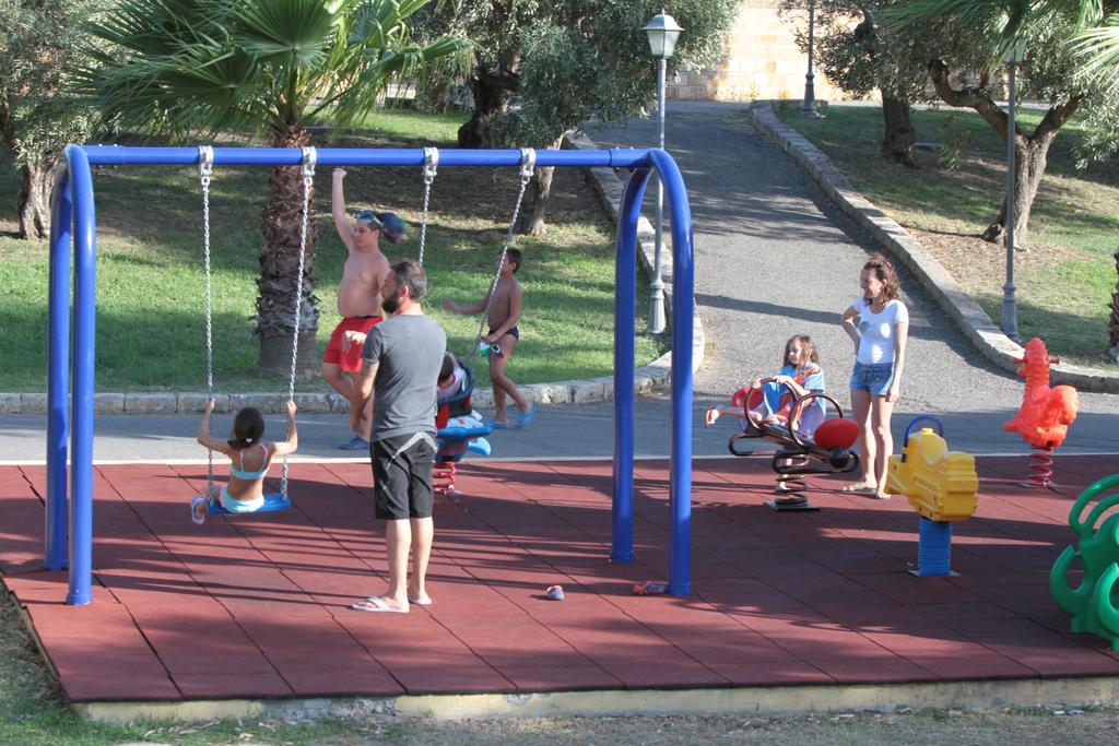 Club Esse Sunbeach Squillace Εξωτερικό φωτογραφία